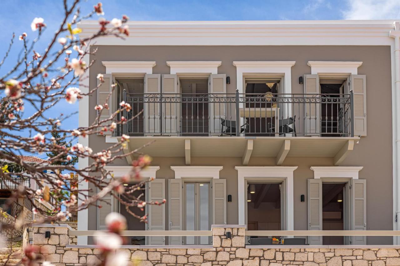 Chalki Sunrise Suites エクステリア 写真