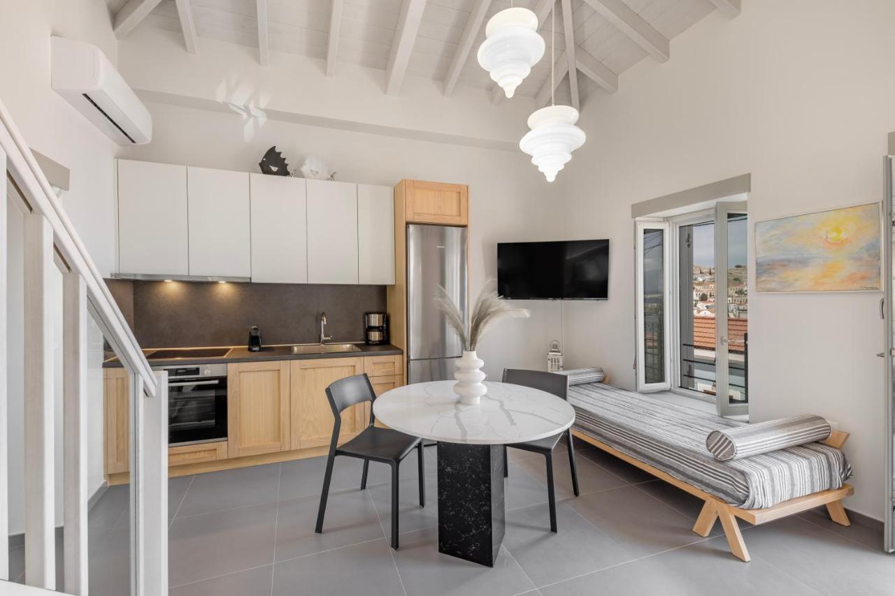 Chalki Sunrise Suites エクステリア 写真