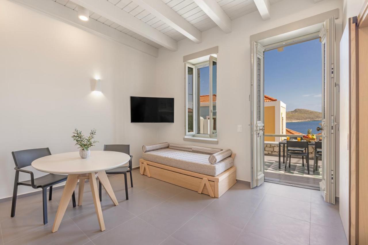 Chalki Sunrise Suites エクステリア 写真