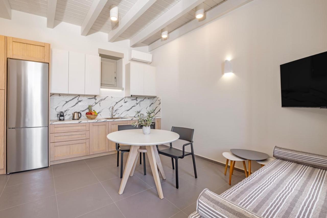 Chalki Sunrise Suites エクステリア 写真