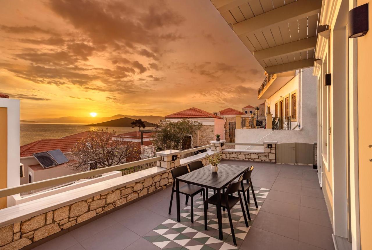 Chalki Sunrise Suites エクステリア 写真